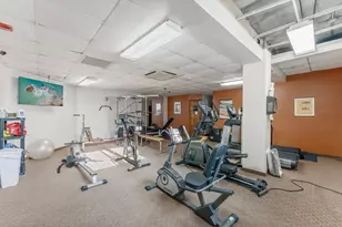 1304 W Medicine Lake Dr, Plymouth, MN 55441 - Photo 20