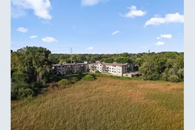 1304 W Medicine Lake Drive #323, Plymouth, MN 55441 - Photo 28