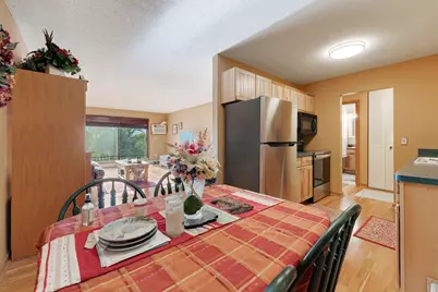 1304 W Medicine Lake Drive #323, Plymouth, MN 55441 - Photo 12