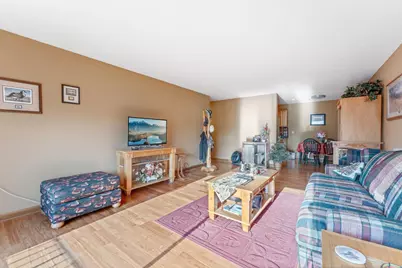 1304 W Medicine Lake Drive #323, Plymouth, MN 55441 - Photo 10