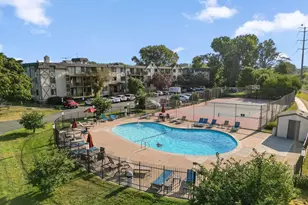 1304 W Medicine Lake Dr, Plymouth, MN 55441 - Photo 2