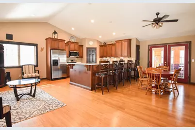 913 41st Avenue S, Moorhead, MN 56560 - Photo 8