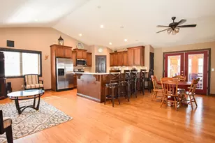 913 41st Ave S, Moorhead, MN 56560 - Photo 8