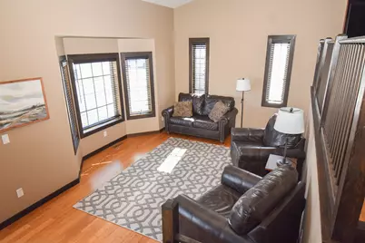 913 41st Avenue S, Moorhead, MN 56560 - Photo 6