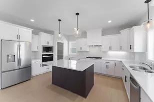 5337 177th St W, Lakeville, MN 55044 - Photo 2