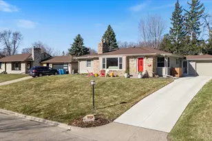 3609 York Ave N, Robbinsdale, MN 55422 - Photo 2