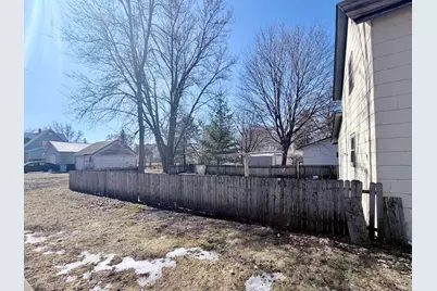 46 2nd Street NE, Madelia, MN 56062 - Photo 8