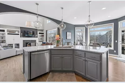 20643 Hazelwood Trail, Lakeville, MN 55044 - Photo 4