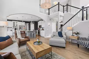 20643 Hazelwood Tr, Lakeville, MN 55044 - Photo 10