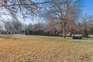 1175 Lilac Cir, Victoria, MN 55386 - Photo 38