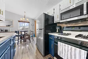 16207 Flagstaff Ct S, Rosemount, MN 55068 - Photo 12