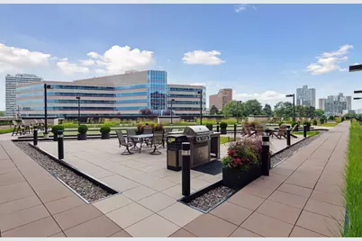 1240 S 2nd Street #221, Minneapolis, MN 55415 - Photo 68