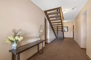 3306 Greenbrier St, Vadnais Heights, MN 55127 - Photo 4