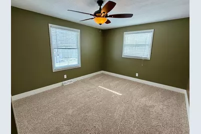 809 11th Avenue SE, Roseau, MN 56751 - Photo 12