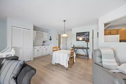 7627 Nicholas Way, Chanhassen, MN 55317 - Photo 4