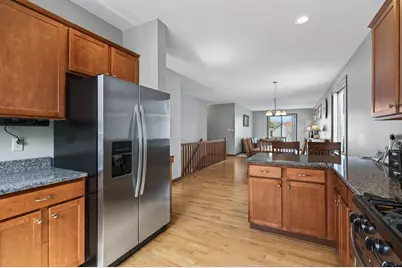 1581 Christie Place, Saint Paul, MN 55106 - Photo 12