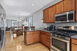 1581 Christie Pl, Saint Paul, MN 55106 - Photo 14