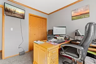 407 8th St NW, Dodge Center, MN 55927 - Photo 12