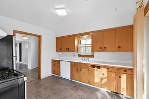 1102 Jenks Ave, Saint Paul, MN 55106 - Photo 1