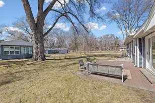 105 Saratoga Ln N, Plymouth, MN 55441 - Photo 30