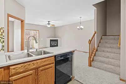 6823 Meadow Grass Lane S, Cottage Grove, MN 55016 - Photo 8