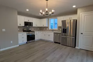 10554 Goodwin ave s, Cottage Grove, MN 55016 - Photo 4