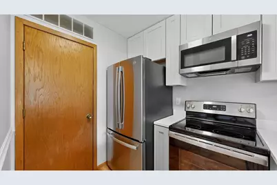 19 Elton Ridge Court NW, Rochester, MN 55901 - Photo 6