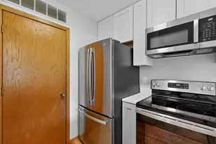 19 Elton Ridge Ct NW, Rochester, MN 55901 - Photo 6