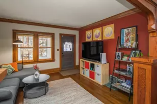 1315 St Clair Ave, Saint Paul, MN 55105 - Photo 8