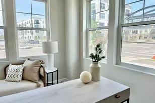 856 Woodlawn Ave, Saint Paul, MN 55116 - Photo 12