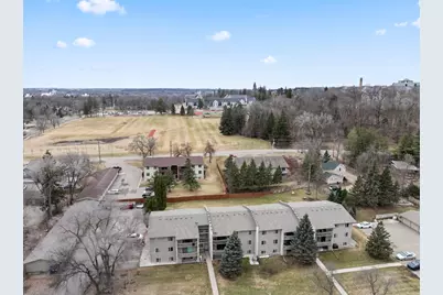 1126 Highland Avenue, Northfield, MN 55057 - Photo 2