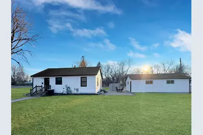 3056 Norwood Avenue, Slayton, MN 56172 - Photo 2