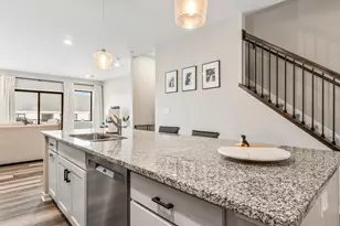 5237 Harvest Sq Pl NW, Rochester, MN 55901 - Photo 16