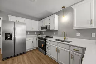 1770 Donegal Dr, Woodbury, MN 55125 - Photo 14