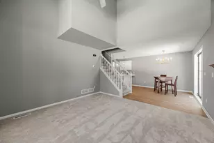 1770 Donegal Dr, Woodbury, MN 55125 - Photo 8