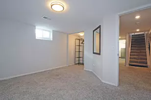 911 Sunnyview Ln, Minnetonka, MN 55305 - Photo 22