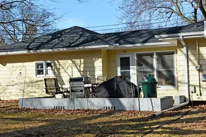 911 Sunnyview Lane, Hopkins, MN 55305 - Photo 26