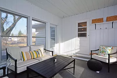 911 Sunnyview Lane, Hopkins, MN 55305 - Photo 16