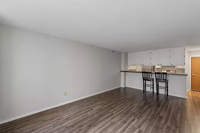 433 S 7th St #1609, Minneapolis, MN 55415 - Photo 4