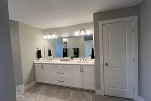 2764 Scenic Point Dr SW, Rochester, MN 55902 - Photo 30