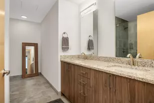 1240 S 2nd St, Minneapolis, MN 55415 - Photo 16