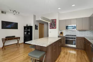 1240 S 2nd St, Minneapolis, MN 55415 - Photo 6