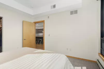 1240 S 2nd Street #1029, Minneapolis, MN 55415 - Photo 14