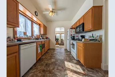 323 3rd Avenue NW, Perham, MN 56573 - Photo 4