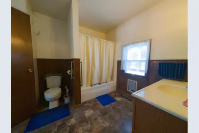 323 3rd Avenue NW, Perham, MN 56573 - Photo 8