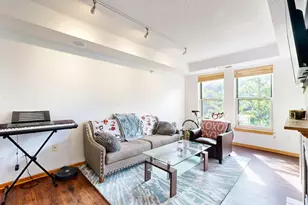 560 N 2nd St, Minneapolis, MN 55401 - Photo 2