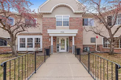 1729 6th Street NE #102, Minneapolis, MN 55413 - Photo 1