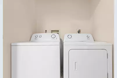 1729 6th Street NE #102, Minneapolis, MN 55413 - Photo 12