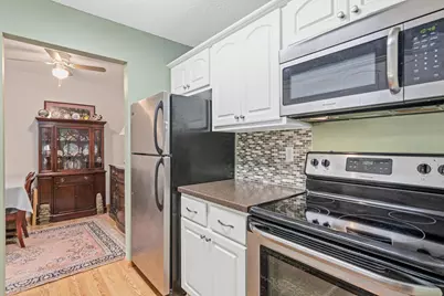 1729 6th Street NE #102, Minneapolis, MN 55413 - Photo 6