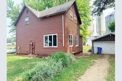 107 S Buckingham Street, Hardwick, MN 56134 - Photo 2